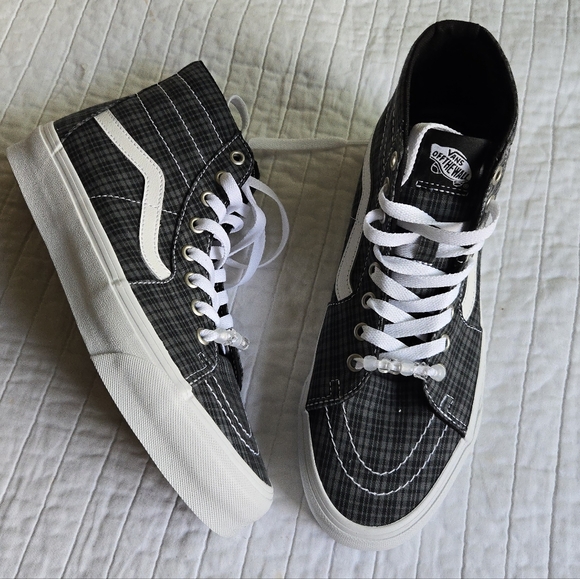 Vans Shoes - Vans Sk8 Hi Tappered Women Size 9 UV Beads Black Plaid Canvas 012026